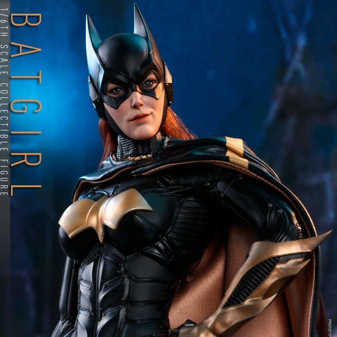 DC Comics: Batman Arkham Knight - Batgirl 1:6 Scale Figure - Hot Toys